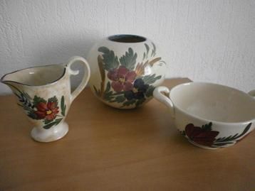 Huizen Pottery/potterie Huizerbont Driehoek beschikbaar voor biedingen