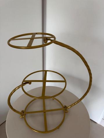 Taart standaard / plateau / etagere beschikbaar voor biedingen