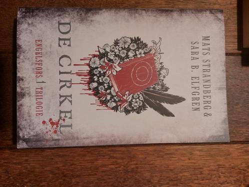 de cirkel- Strandberg & Elfgren - Boek 1 -, Boeken, Fantasy, Zo goed als nieuw, Ophalen of Verzenden