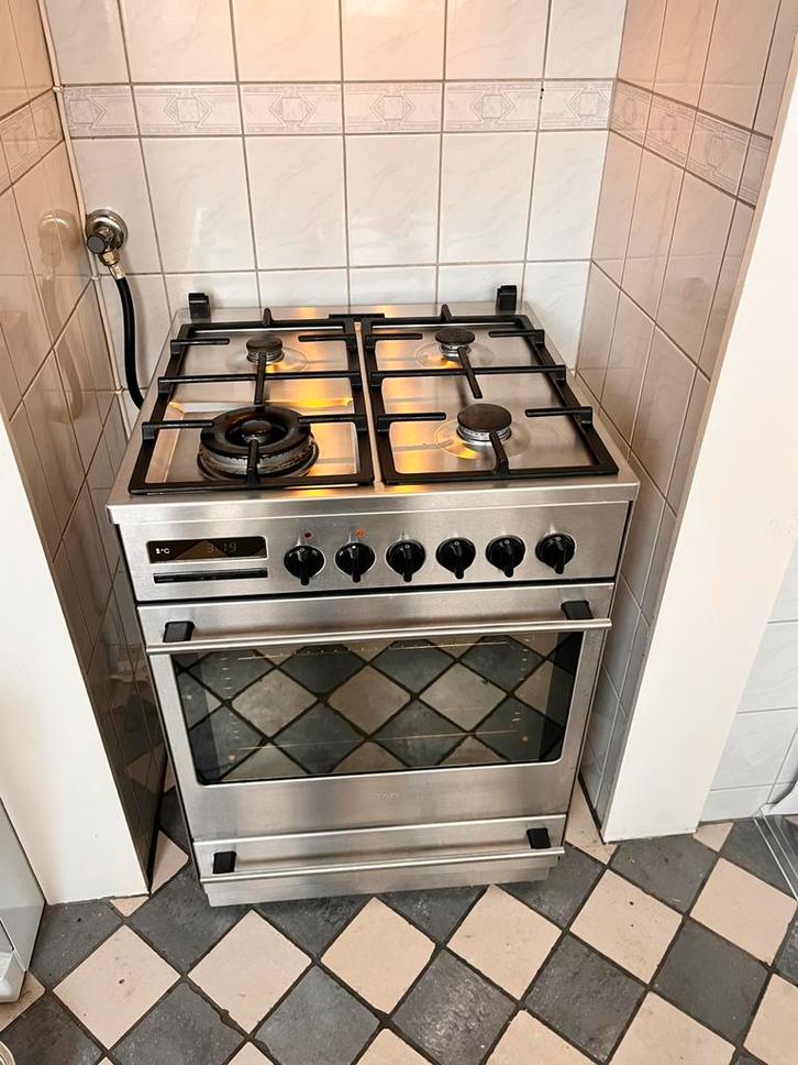 ATAG gasfornuis met oven, Witgoed en Apparatuur, Fornuizen, Gebruikt, Vrijstaand, Gas, 4 kookzones, 85 tot 90 cm, 60 cm of meer