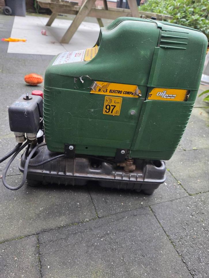 ECLI Olievrije Compressor, Doe-het-zelf en Verbouw, Compressors, Gebruikt, Minder dan 6 bar, Minder dan 25 liter, Minder dan 200 liter/min