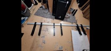 COMPLETE SET 3 x 3 VIDEOWALLBEUGELS 32 tot en met 50 inch  beschikbaar voor biedingen