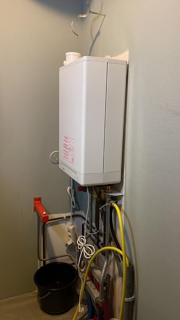 Cv verwarming boiler monteur, Ophalen of Verzenden, Minder dan 3 jaar oud, Minder dan 20 liter, Nieuw