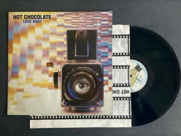 Hot Chocolate - Love Shot LP, Cd's en Dvd's, Vinyl | Pop, 12 inch, Ophalen of Verzenden