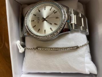 Horloge dames beschikbaar voor biedingen