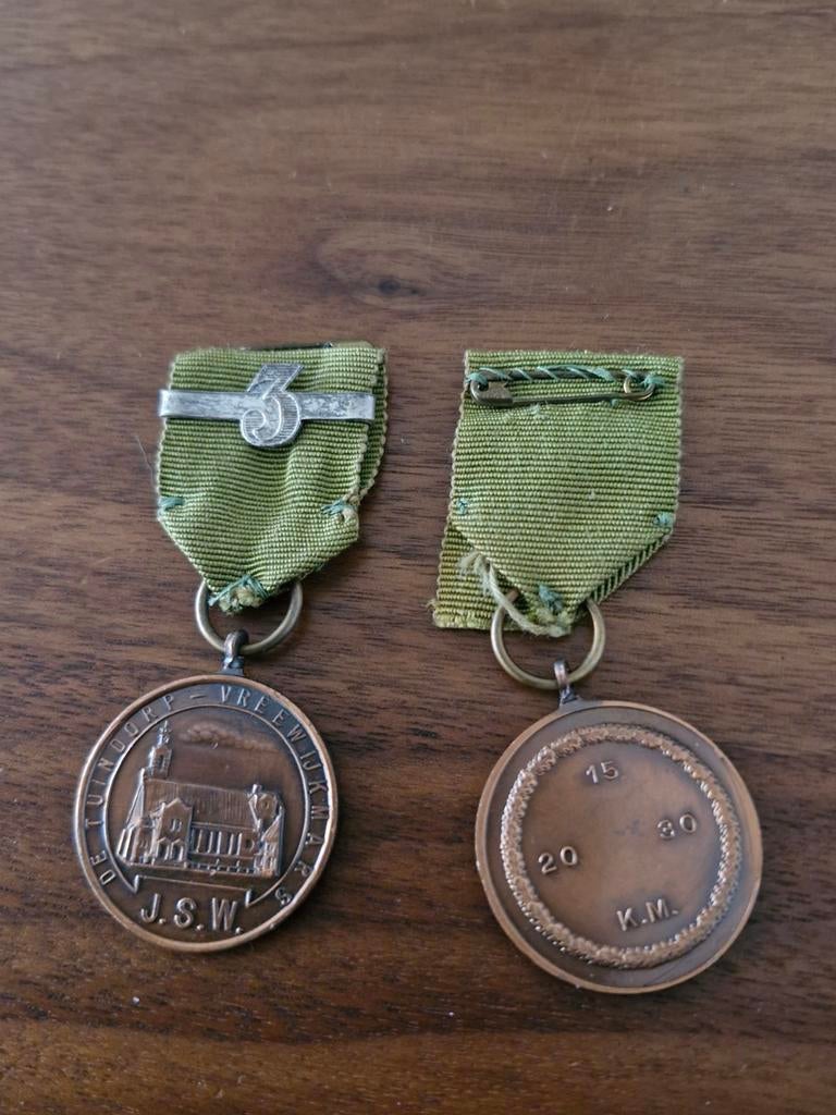 260 Medaille De Tuindorp - Vreewijkmars J.S.W., Ophalen of Verzenden, Overige materialen