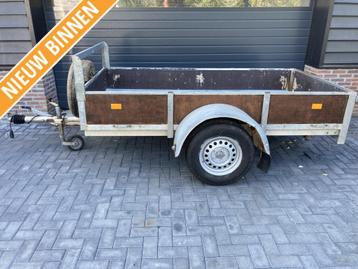 Solide aanhanger aanhangwagen enkelasser geremd beschikbaar voor biedingen