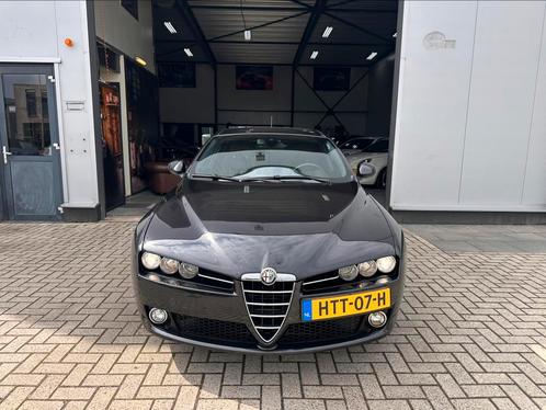 Alfa 159 1750 TBI Ti bouwjaar 2011 146000 km, Auto's, Alfa Romeo, Bedrijf, Airbags, Airconditioning, Bluetooth, Boordcomputer