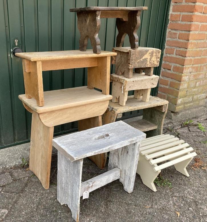 9 x Brocante oude krukjes - voetenbankje - vensterbankje, Antiek en Kunst, Curiosa en Brocante, Ophalen of Verzenden