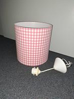 Leuke roze lampenkap, Huis en Inrichting, Lampen | Tafellampen, Ophalen, Zo goed als nieuw, Minder dan 50 cm, Modern