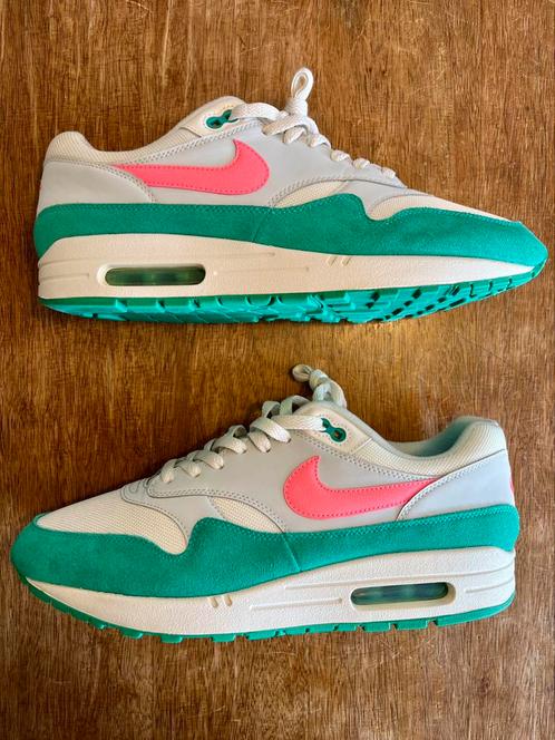 Nike Air Max 1 Watermelon US 11,5 / EU 45,5, Kleding | Heren, Schoenen, Zo goed als nieuw, Sneakers of Gympen, Overige kleuren