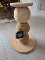 Designed by Lotte Krabbal Elio voor Katten

Ø 34 x H 47,5 cm, Dieren en Toebehoren, Krabmeubelen, Ophalen of Verzenden, Nieuw