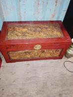 Chinese handgesneden kampfer houten kist met draken motieven, Huis en Inrichting, Minder dan 50 cm, Gebruikt, 50 tot 100 cm, Ophalen of Verzenden