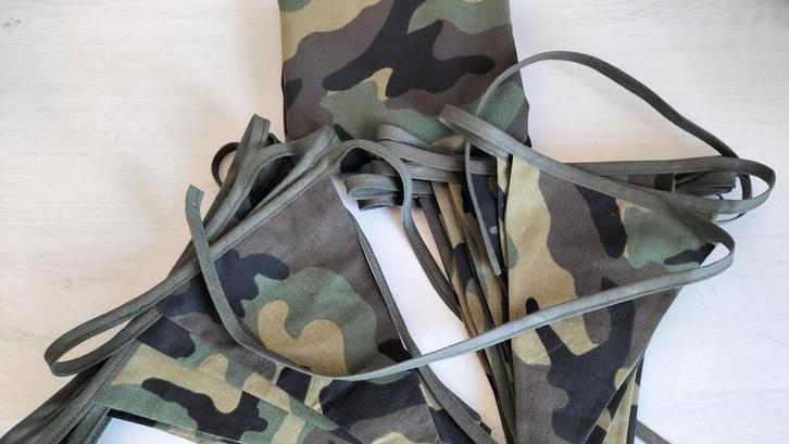 3 dlg. Kado-set STOER/CAMOUFLAGE/LEGERSTOF, Hobby en Vrije tijd, Feestartikelen, Nieuw, Versiering, Overige, Ophalen of Verzenden