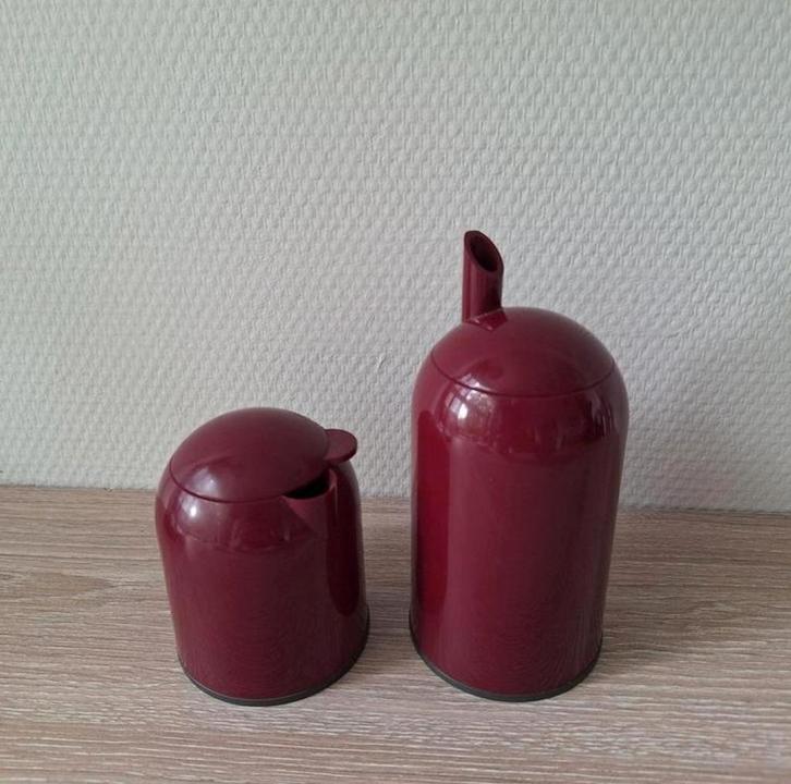Bordeaux rood Formula Mepal Rosti Memphis suikerpot melkkan, Verzamelen, Retro, Overige typen, Ophalen of Verzenden