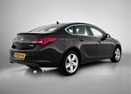 Opel Astra 1.4 Turbo Berlin | 140 pk | Navigatie | Parkeerhu, Auto's, Opel, Voorwielaandrijving, Stof, Zwart, 4 cilinders