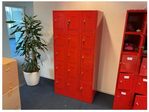 Z.g.a.n. Via-Direct lockerkast 15x afzonderlijk. afsluitbaar, Huis en Inrichting, Kasten | Lockerkasten, Zo goed als nieuw, Ophalen