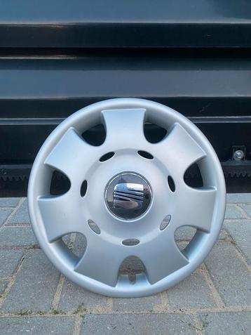 1 originele Seat Ibiza wieldop 14” inch beschikbaar voor biedingen