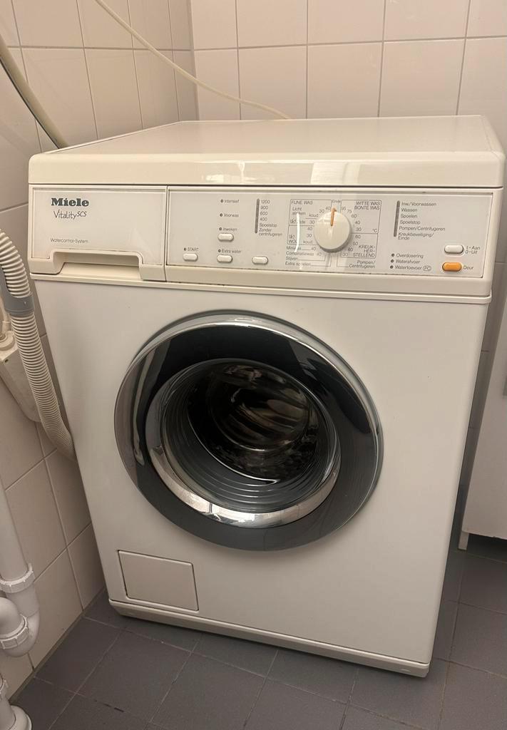 Miele Vitality-scs 6KG Wasmachine, Witgoed en Apparatuur, Wasmachines, Zo goed als nieuw, 85 tot 90 cm, 1200 tot 1600 toeren, Ophalen