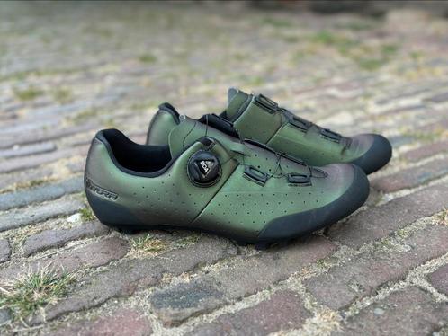 Vittoria Alisè mtb schoen groen BOA mt 44 2x mee gereden!!, Fietsen en Brommers, Fietsaccessoires | Fietskleding, Zo goed als nieuw