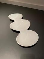 Witte vakjes schaal, Porselein of Keramiek, Schaal, Ophalen of Verzenden, Zo goed als nieuw