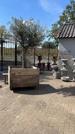 Gietijzeren en betonnen tuinvaas tuinvazen sokkel zuil beeld, Tuin en Terras, Ophalen of Verzenden, Zo goed als nieuw, IJzer, Tuinhek