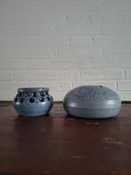 Nieuwe Aardewerk Bloemenhouder, Blauw, Aardewerk of Porselein, Nieuw, Ophalen of Verzenden