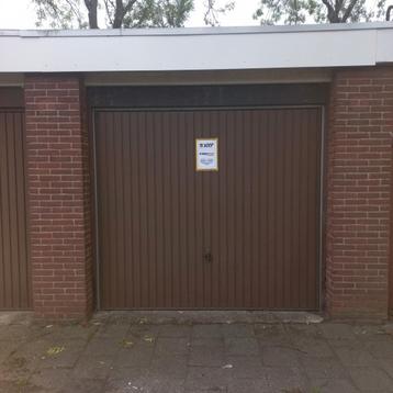 TE KOOP GARAGEBOX ROTTERDAM.  beschikbaar voor biedingen