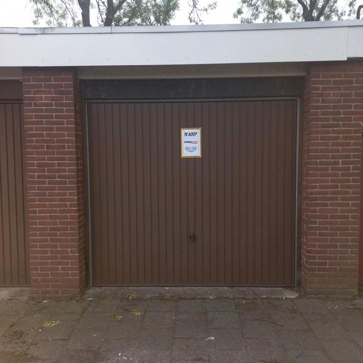 TE KOOP GARAGEBOX ROTTERDAM., Auto diversen, Autostallingen en Garages