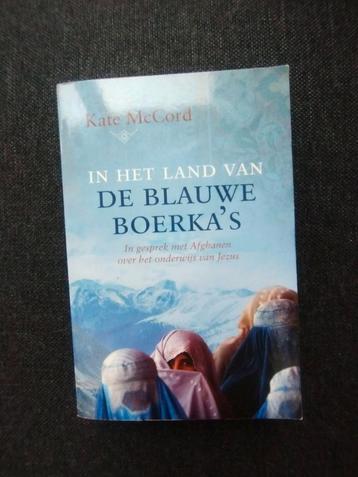 In het land van de Blauwe Boerka's, Kate McCord beschikbaar voor biedingen