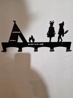 Leuke kinder kapstok met tipi en figuren, Gebruikt, Ophalen of Verzenden, Minder dan 100 cm, Metaal