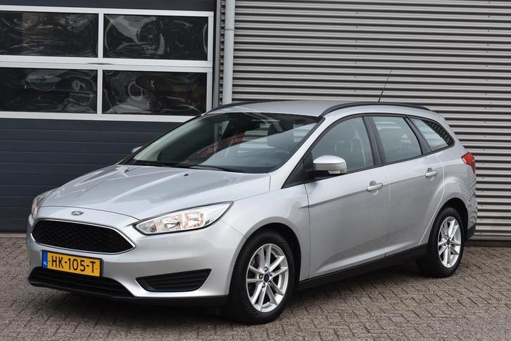 Ford Focus 1.5 Tdci Trend 70KW Wagon 2015 Grijs nieuwe APK, Auto's, Ford, Particulier, Focus, Bluetooth, Centrale vergrendeling