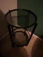 Zwarte bijzettafel met glas & wieltjes, Huis en Inrichting, 45 tot 60 cm, Minder dan 55 cm, Gebruikt, Rond