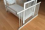 Baby crib/ babybedje and mattress, Ophalen, Zo goed als nieuw, Ledikant