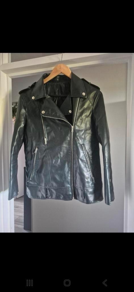 Zwart PU leren jasje Shein maat S valt ruimer 1x gedragen, Kleding | Dames, Jassen | Zomer, Zo goed als nieuw, Maat 38/40 (M)
