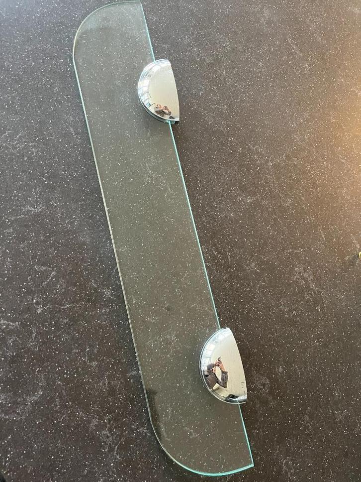 Planchet wandmontage 57 cm, Doe-het-zelf en Verbouw, Sanitair, Gebruikt, Wastafel, Glas, Ophalen of Verzenden