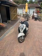 sym mio zonder uitlaat (zsm weg), Ophalen, Zo goed als nieuw, Benzine, Mio