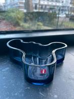 Iittala Alvar Aalto schaal blueberry blue 136mm x 36mm, Huis en Inrichting, Woonaccessoires | Schalen en Manden, Ophalen of Verzenden