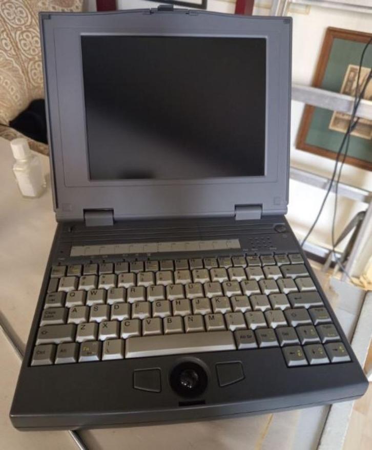 Tulip nb 486sx computer, Computers en Software, Vintage Computers, Ophalen