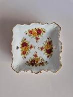 5 gekleurde gebaksbordjes, Verzamelen, Ophalen of Verzenden, Zo goed als nieuw, Porselein, Bord of Schaal