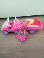barbie / shelly met roze auto, Overige typen, Ophalen of Verzenden, Zo goed als nieuw