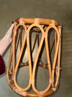 Rotan bijzet tafel riet, Huis en Inrichting, Tafels | Bijzettafels, 45 tot 60 cm, Minder dan 55 cm, Rond, Ophalen of Verzenden