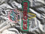 Neon Ice Cream Lamp met Licht, Huis en Inrichting, Ophalen, Zo goed als nieuw, Kunststof, Minder dan 50 cm