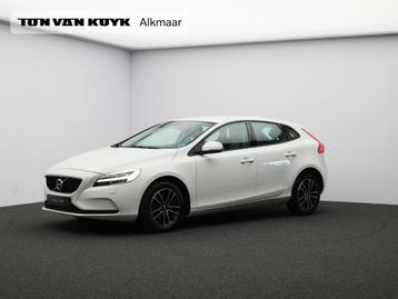 Volvo V40 2.0 T2 Nordic+ / Trekhaak / Standkachel / Verwarmb beschikbaar voor biedingen