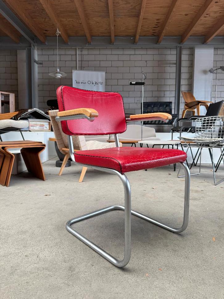 Thonet S64 PV Chair Rood, Huis en Inrichting, Stoelen, Gebruikt, Eén, Hout, Leer, Metaal, Rood, Ophalen