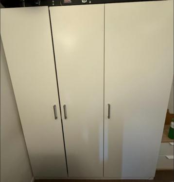 Cupboard for sale! beschikbaar voor biedingen
