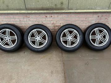 Dunlop Winterbanden 225/65R17 - Audi Q5/Q7 beschikbaar voor biedingen