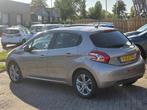 Peugeot 208 1.2 VTi Allure |PANO|CLIMA|CRUISE|NAVI|PDC|LMV, Voorwielaandrijving, Euro 5, Stof, Gebruikt