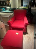 Rode stoel met poef, Huis en Inrichting, Banken | Sofa's en Chaises Longues, Ophalen, Eenpersoons, 75 tot 100 cm, Zo goed als nieuw