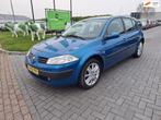Renault Mégane 2.0-16V Dynamique Luxe / Nette auto / APK no, Auto's, Renault, 1998 cc, 135 pk, Gebruikt, 1225 kg